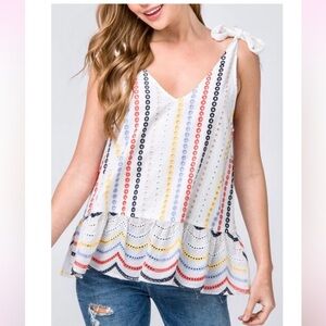 Entro Multicolor Eyelet Top NWT Size: Large